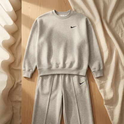 Conjunto Nike Gris